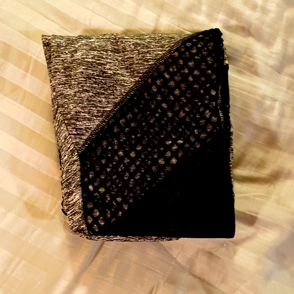 Workout Leggings Size: L/XL